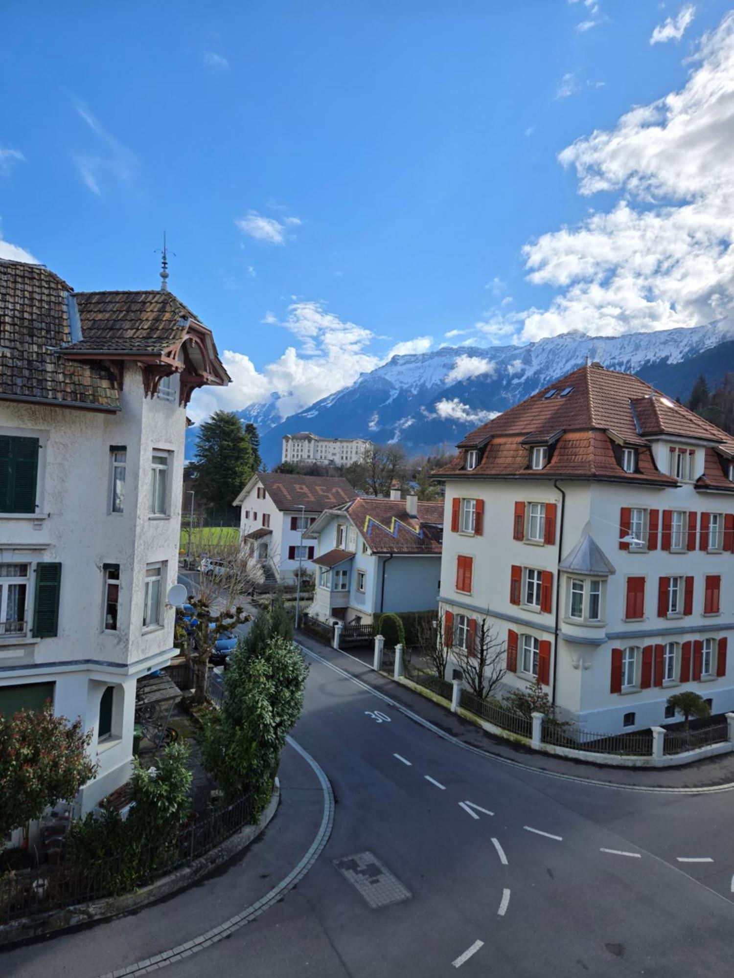 Hotel De La Paix Interlaken Exterior photo